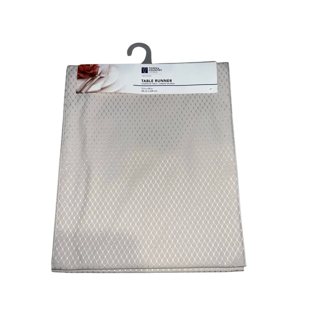 Town & Country Cream Living Damask Pattern Table Runner 15 in x 90 in